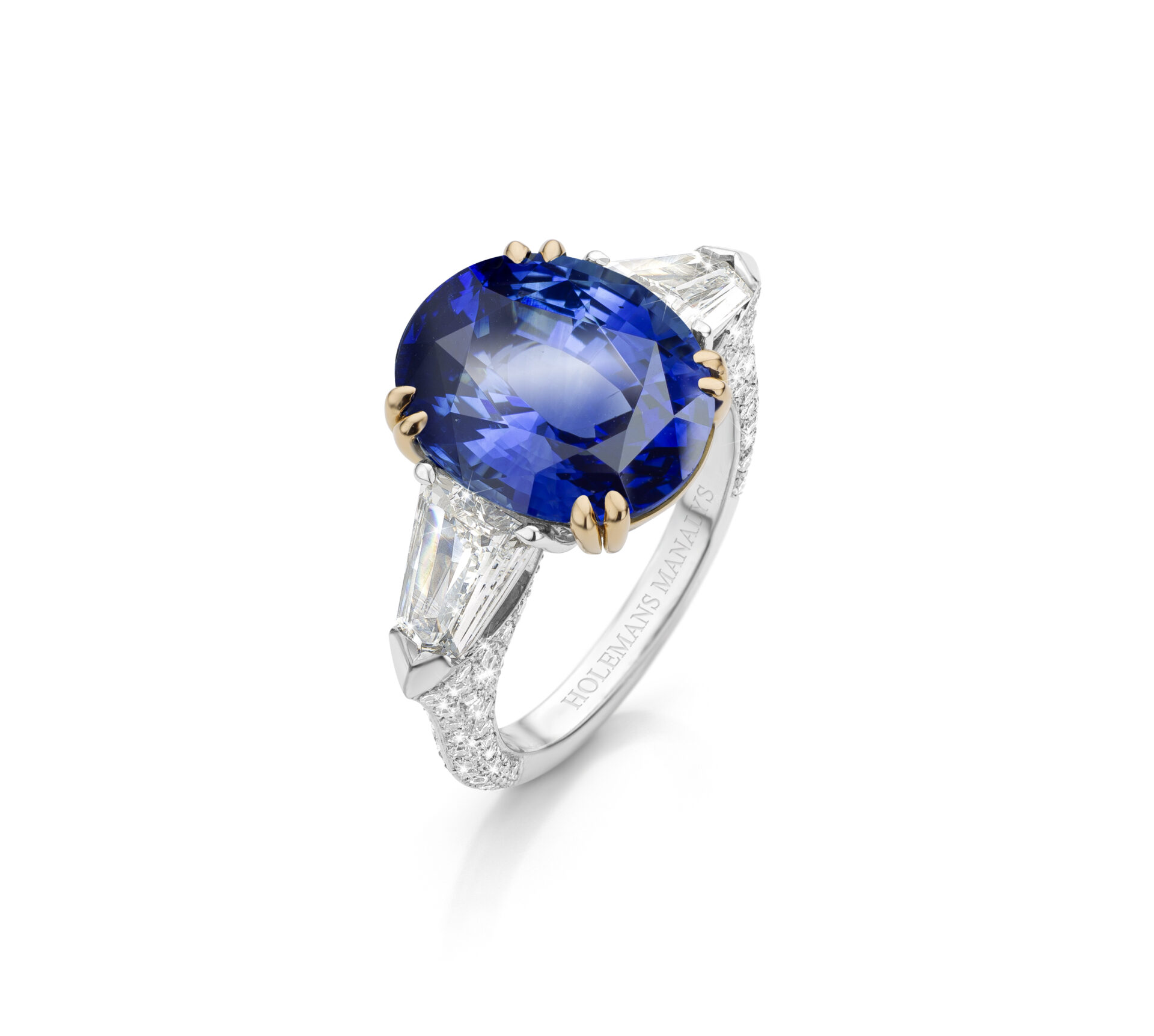 Ring set with unheated blue sapphire